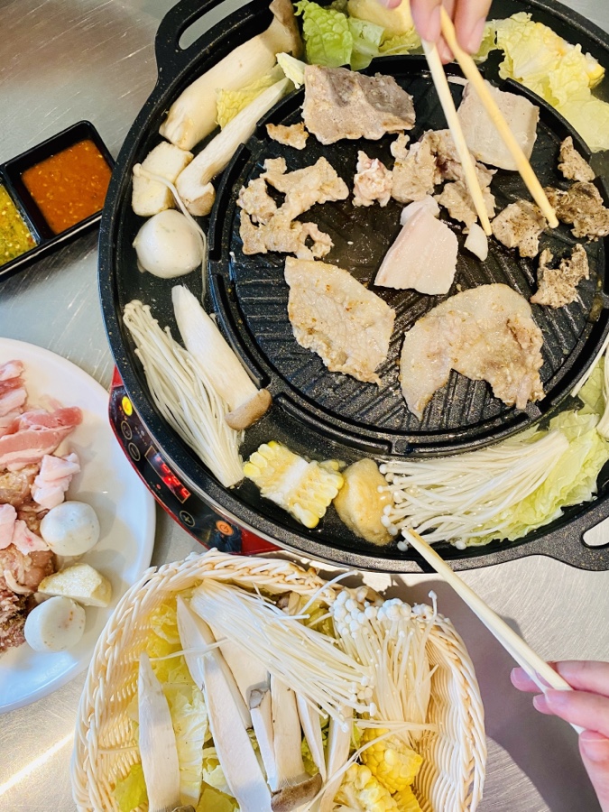 Aroy Mak Mookata, MacPherson&nbsp;Road